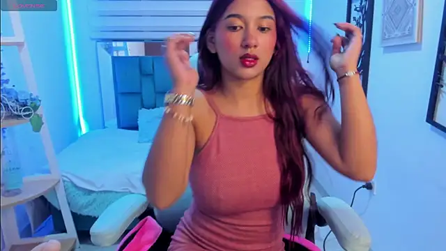 Snapshot of Aurora_Blazee chatting on June 2026 12:41:02 PM Aurora Blazee online show from June 2026 12:41:02 PM