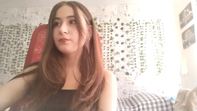 Pollykiss online show from July 2026 09:37:02 AM
