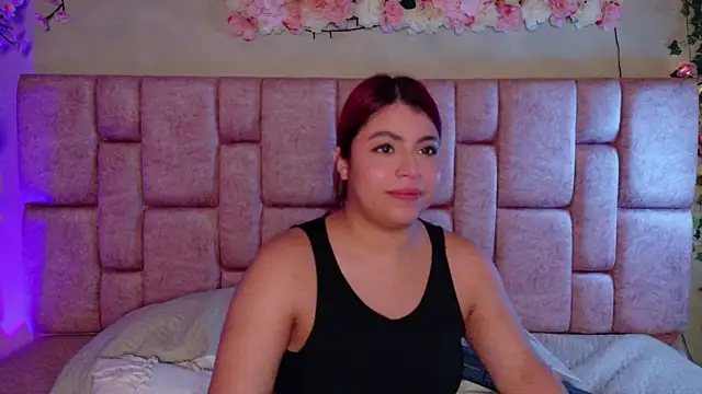Snapshot of Brit_cherry chatting on July 2026 05:54:02 AM Brit cherry online show from July 2026 05:54:02 AM