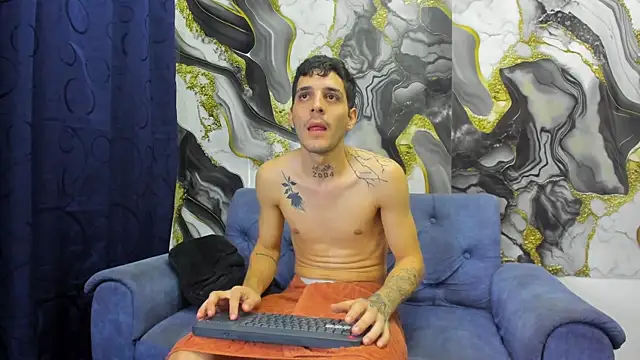 Snapshot of boy_max_latin chatting on June 2026 07:58:02 AM boy max latin online show from June 2026 07:58:02 AM