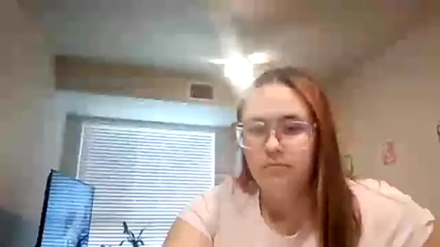 Midnight Riott online show from May 2026 11:46:02 PM