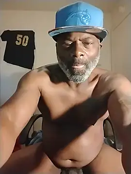 Snapshot of Tremainebigg chatting on May 2026 09:50:02 AM Tremainebigg online show from May 2026 09:50:02 AM
