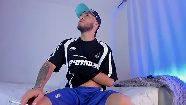  Kevin xxx online show from January 2025 05:05:02 AM