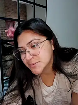 morena95  online show from May 2026 02:47:02 PM