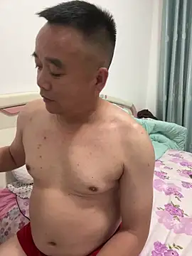 MRhuang007 online show from June 2026 06:19:01 PM