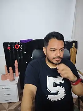 -AlejandroT- online show from May 2026 08:26:02 PM