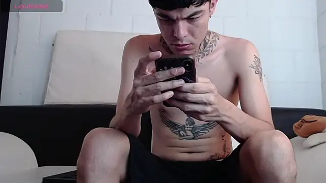 badboy-fox online show from June 2026 05:38:02 PM