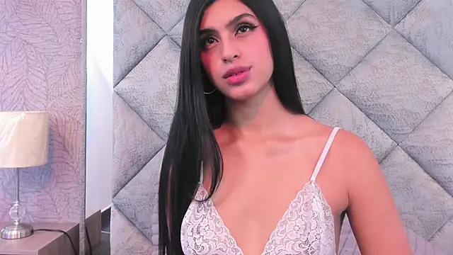 Snapshot of LilithDesire_ chatting on June 2026 04:55:01 PM LilithDesire online show from June 2026 04:55:01 PM