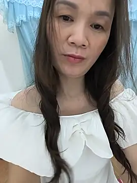Snapshot of Lye_lovely chatting on July 2026 02:34:01 PM Lye lovely online show from July 2026 02:34:01 PM