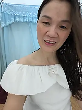Snapshot of Lye_lovely chatting on July 2026 02:12:01 PM Lye lovely online show from July 2026 02:12:01 PM