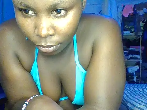Chocolatesmiles online show from May 2026 07:41:01 PM