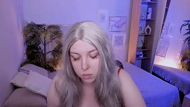 IceDafna online show from July 2026 12:30:02 PM