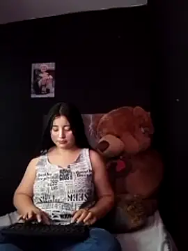 Andreynayoana 18 online show from May 2026 07:43:02 PM
