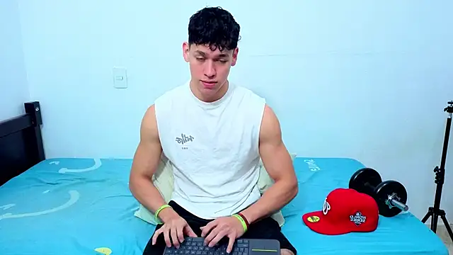 Luke Muscle online show from June 2026 02:26:02 PM