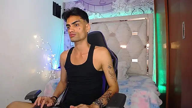 Liam bedoya online show from May 2026 04:07:02 AM