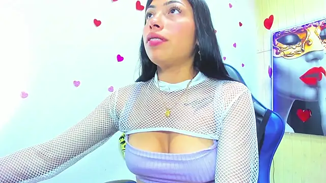 tamara bloom20xx online show from June 2026 07:33:01 PM