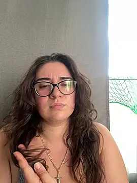 Snapshot of CurvyyMomy chatting on July 2026 04:16:01 PM CurvyyMomy online show from July 2026 04:16:01 PM
