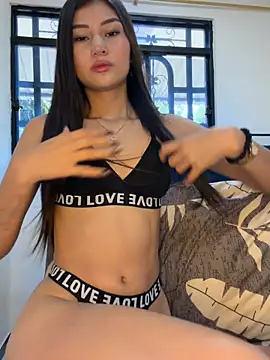 Snapshot of Aylin-fire chatting on July 2026 06:03:01 PM Aylin-fire online show from July 2026 06:03:01 PM