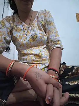 Snapshot of Neha-ji chatting on May 2026 06:21:01 AM Neha-ji online show from May 2026 06:21:01 AM