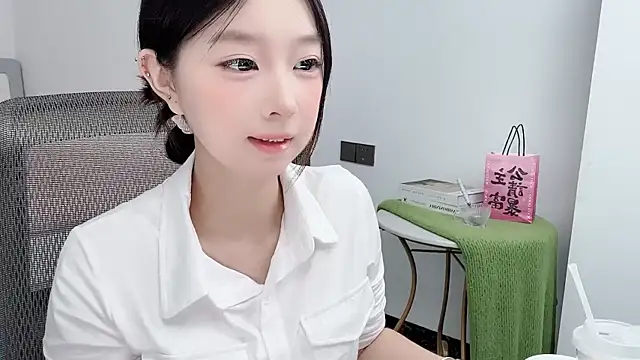 Yoyo33355 online show from June 2026 03:20:02 AM