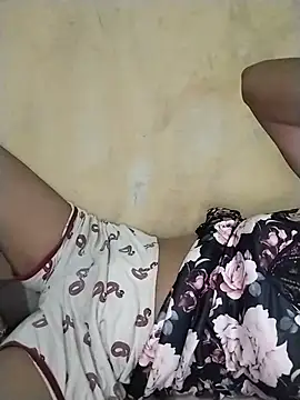 Snapshot of PRIYAGIRLHOT chatting on July 2026 07:37:02 AM PRIYAGIRLHOT online show from July 2026 07:37:02 AM