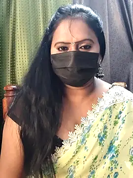 Snapshot of Meera_mia chatting on June 2026 06:36:02 PM Meera mia online show from June 2026 06:36:02 PM