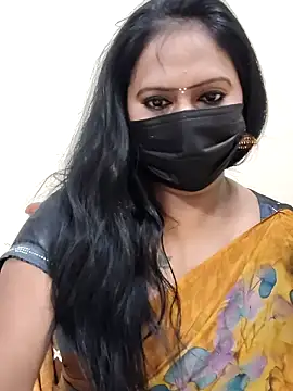Snapshot of Meera_mia chatting on June 2026 06:27:02 AM Meera mia online show from June 2026 06:27:02 AM
