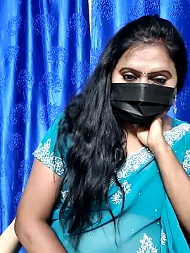 Snapshot of Meera_mia chatting on June 2026 07:05:01 PM Meera mia online show from June 2026 07:05:01 PM