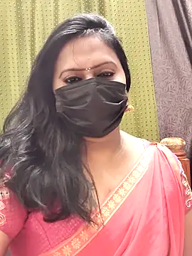 Snapshot of Meera_mia chatting on July 2026 07:13:01 PM Meera mia online show from July 2026 07:13:01 PM