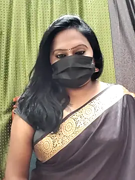 Snapshot of Meera_mia chatting on July 2026 06:48:01 PM Meera mia online show from July 2026 06:48:01 PM