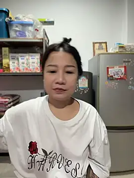 Snapshot of LINDA_HD chatting on July 2026 02:01:01 PM LINDA HD online show from July 2026 02:01:01 PM