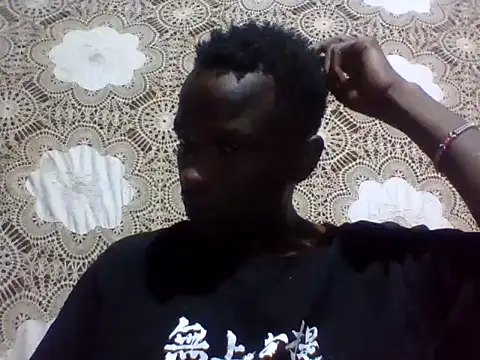 Snapshot of Roystone3 chatting on June 2026 05:02:02 PM Roystone3 online show from June 2026 05:02:02 PM