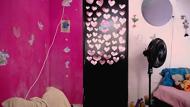 Snapshot of luna_ass12 chatting on June 2026 03:24:01 PM luna ass12 online show from June 2026 03:24:01 PM