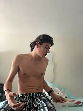 Liamdelrey online show from May 2026 06:05:02 PM