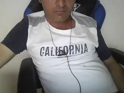 Snapshot of ecuabi chatting on May 2026 09:32:02 PM ecuabi online show from May 2026 09:32:02 PM