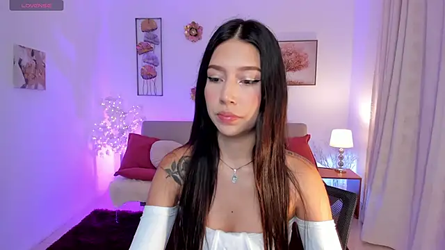 Snapshot of Dream_saray chatting on June 2026 09:42:02 PM Dream saray online show from June 2026 09:42:02 PM