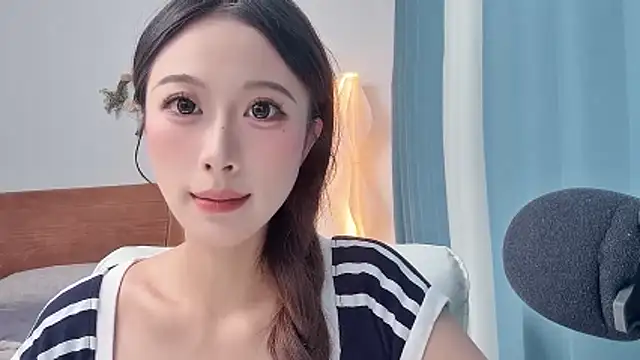 Snapshot of Annabb521 chatting on June 2026 04:11:01 AM Annabb521 online show from June 2026 04:11:01 AM