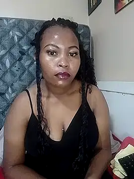 Snapshot of GoddessReen chatting on July 2026 05:06:01 AM GoddessReen online show from July 2026 05:06:01 AM