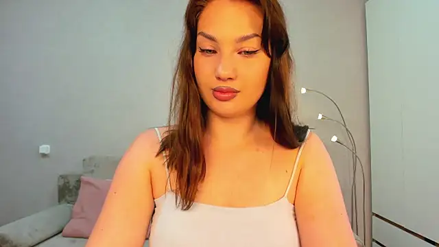 AliciaCollinss online show from May 2026 11:07:01 AM
