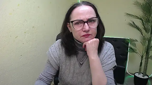 LanaSlash online show from May 2026 11:19:01 AM