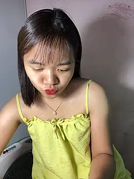 Snapshot of Ari_baby9 chatting on June 2026 09:46:02 PM Ari baby9 online show from June 2026 09:46:02 PM