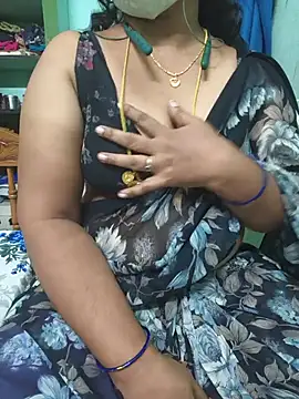 Tamil-kaviya98 online show from July 2026 05:31:01 PM