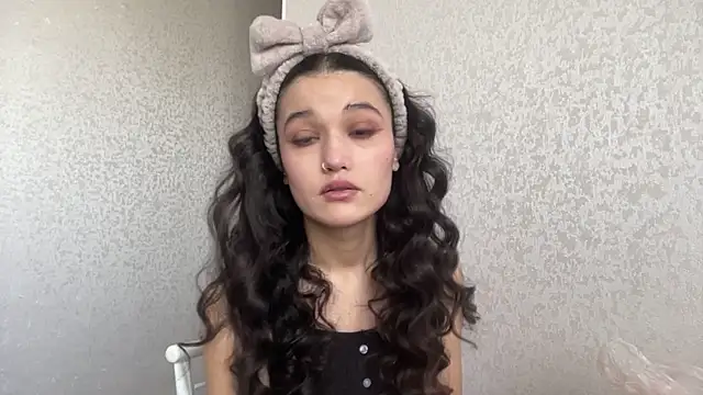 LisetteParajon online show from July 2026 05:10:02 AM