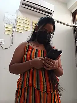 Snapshot of Riya_hot8 chatting on July 2026 08:07:02 AM Riya hot8 online show from July 2026 08:07:02 AM