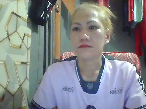 Snapshot of pinayheartaker chatting on July 2026 12:23:02 AM pinayheartaker online show from July 2026 12:23:02 AM