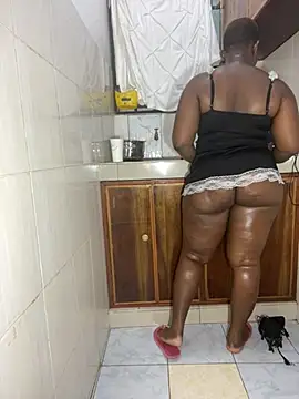 Snapshot of curvy_queen89 chatting on July 2026 04:42:01 AM curvy queen89 online show from July 2026 04:42:01 AM