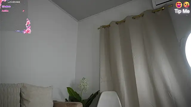 Sweetpussyhot  online show from June 2026 01:04:01 AM