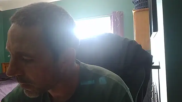 Snapshot of BradleyBent chatting on July 2026 02:23:02 PM BradleyBent online show from July 2026 02:23:02 PM
