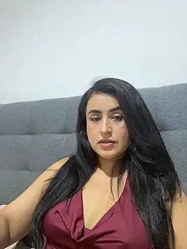Snapshot of MADAMELUNAXXX chatting on June 2026 01:36:02 AM MADAMELUNAXXX online show from June 2026 01:36:02 AM