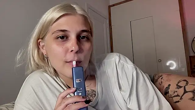 Ella Bloom online show from July 2026 06:24:02 PM
